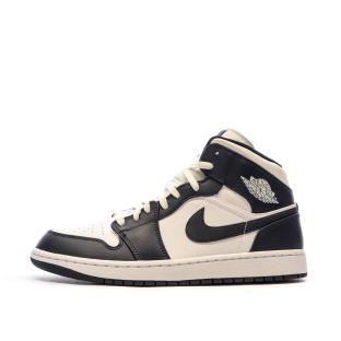 Baskets Blanches/Noires Homme Nike Air Jordan 1 pas cher