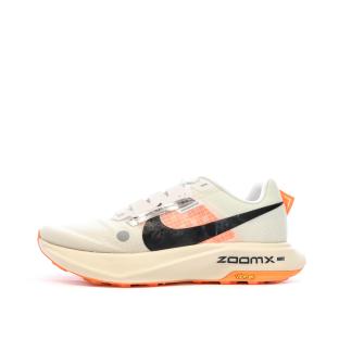 Chaussures de trail Blanches/Noires/Oranges Femme Nike Zoomx Ultrafly pas cher