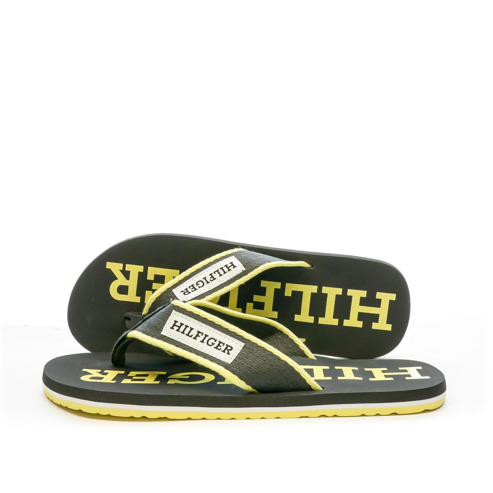 Tongs Noire/Jaune Homme Tommy Hilfiger Patch Beach pas cher