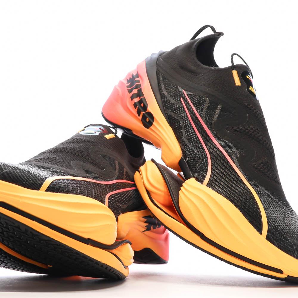 Chaussures de running Noires/Oranges/Roses Femme Puma Fast Nitro Elite vue 7