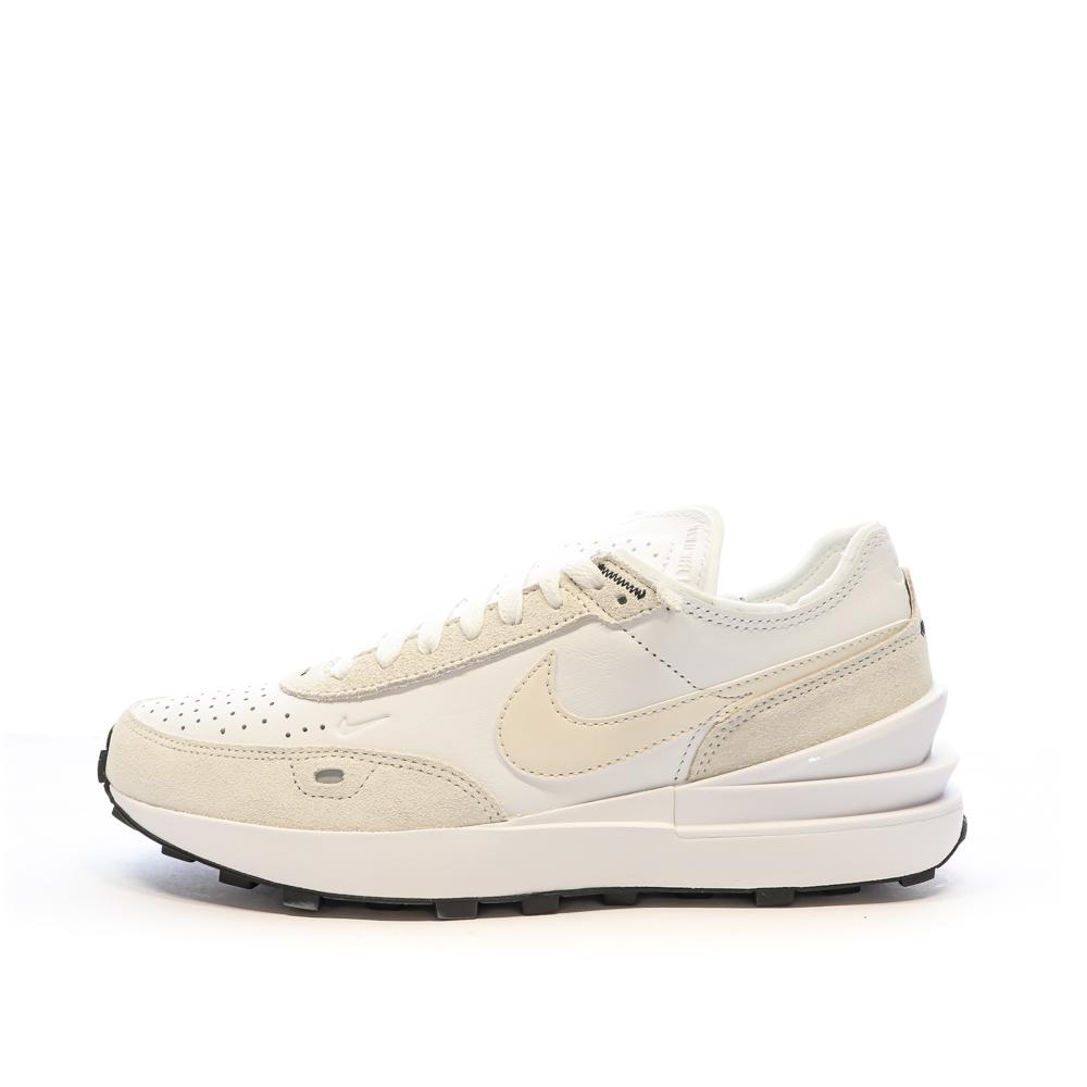 Baskets Beige Homme Nike Waffle One 100 Espace des marques