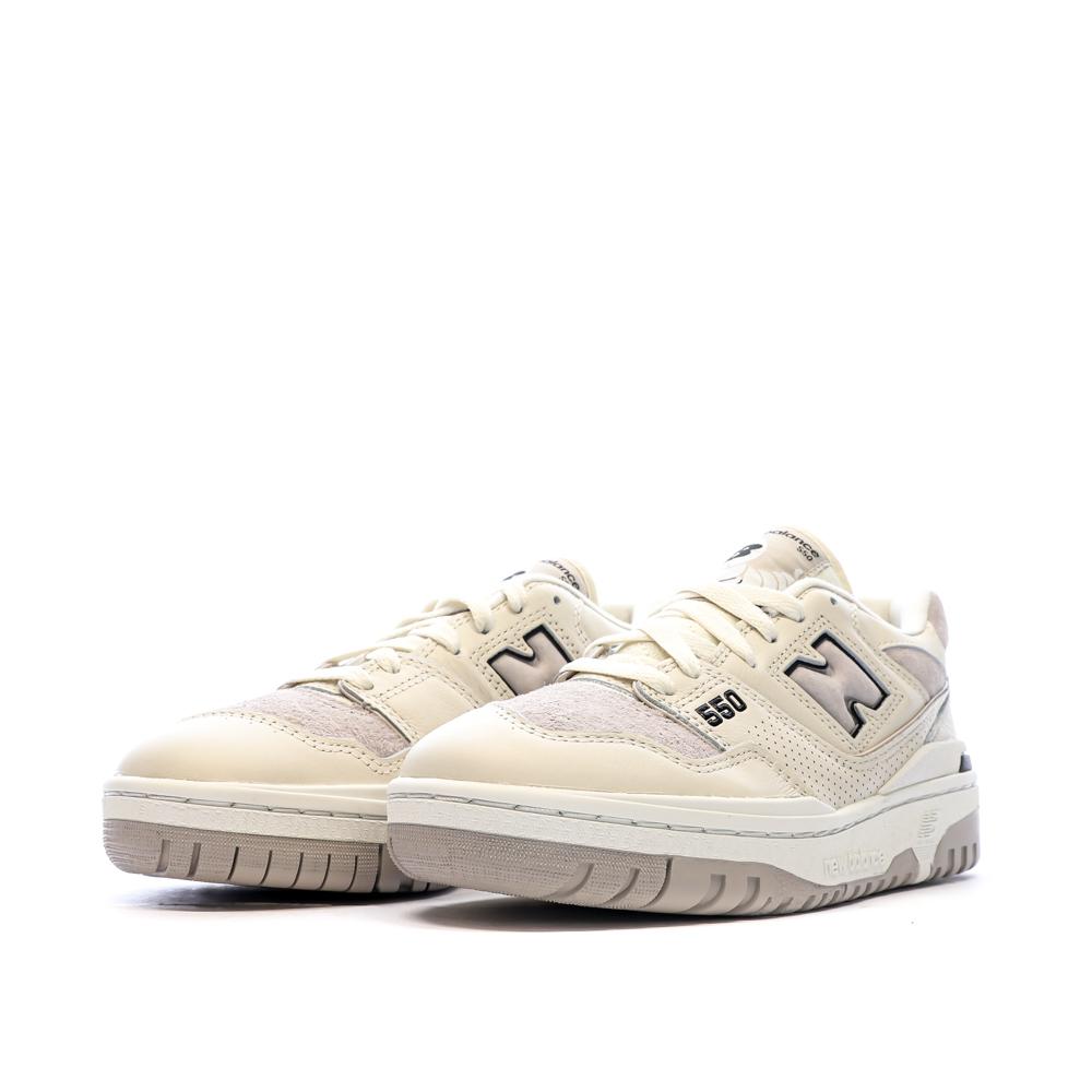 Baskets Blanches/Gris Femme New Balance 550 vue 6