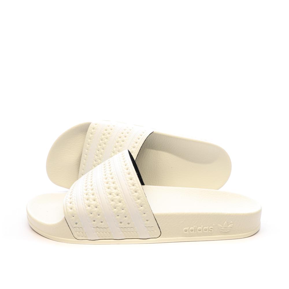 Claquettes Écru Femme Adidas Adilette IE9619 pas cher