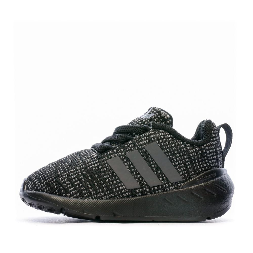 Baskets Noir/Gris Garçon Adidas Swift Run 22 pas cher