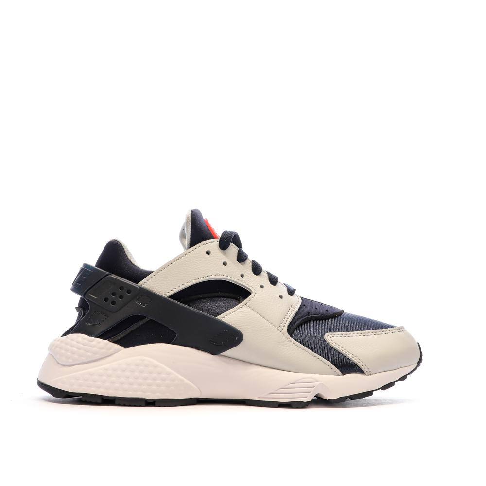 Baskets Blanche/Noir/Gris Femme Nike Huarache vue 2