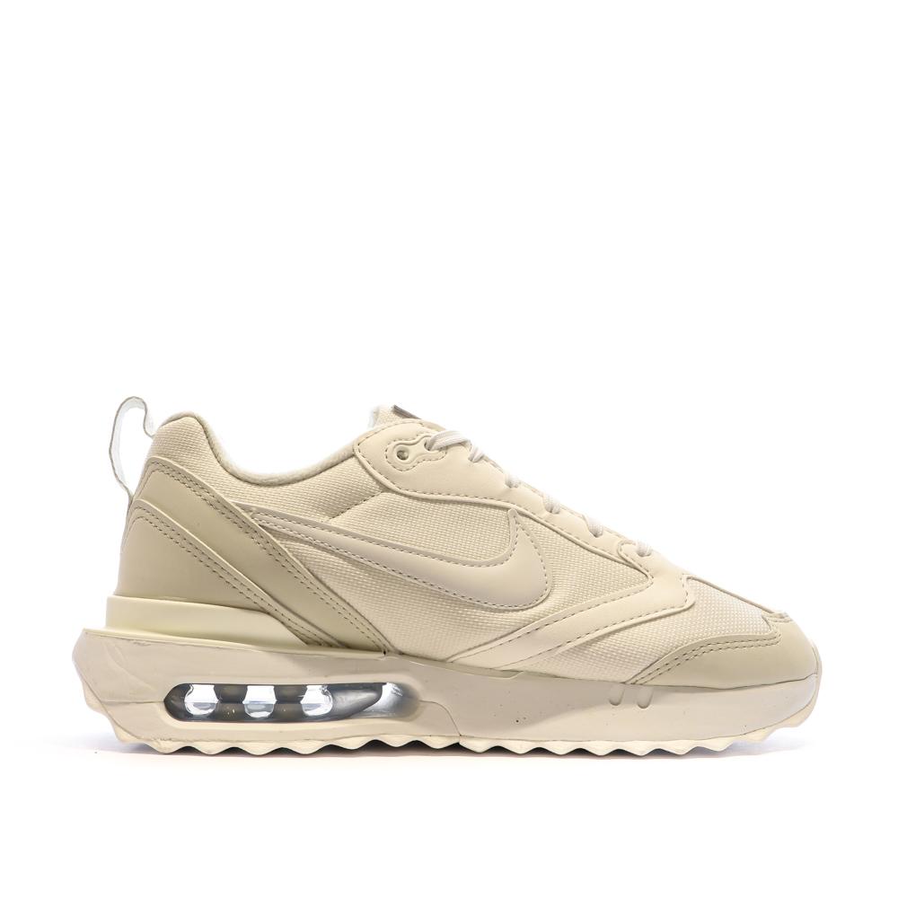 Baskets Blanches Femme Nike Air Max Dawn Espace des marques