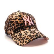 Casquette Léopard Beige/Noir Femme New Era Leo Velour 9forty Neyyan vue 2