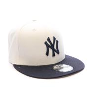 Casquette Noire/Blanche Homme New Era White Crown vue 2