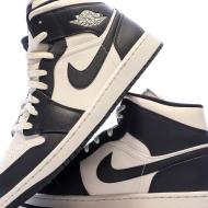 Baskets Blanches/Noires Homme Nike Air Jordan 1 vue 7